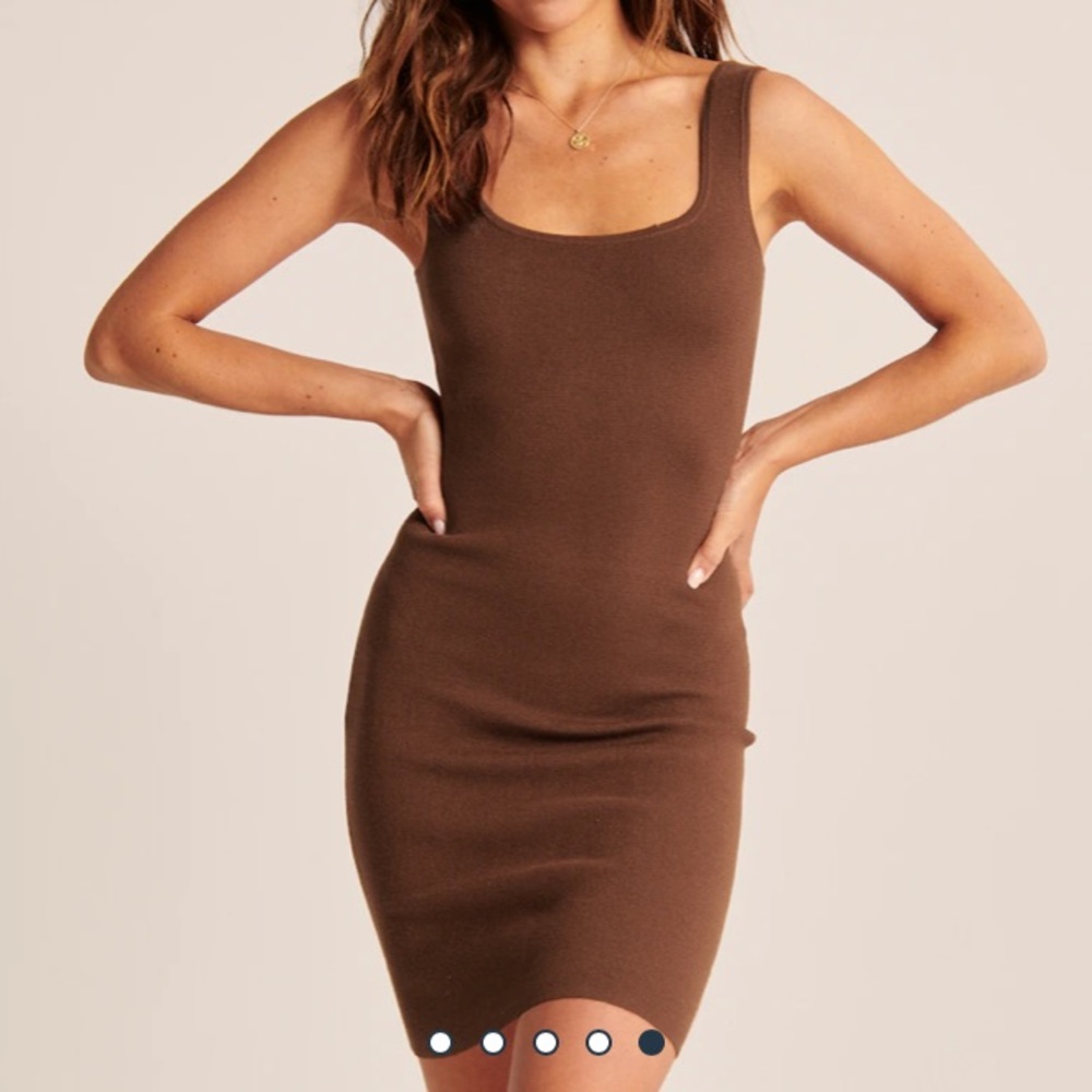 Women’s dress - Picture 3 of 13
